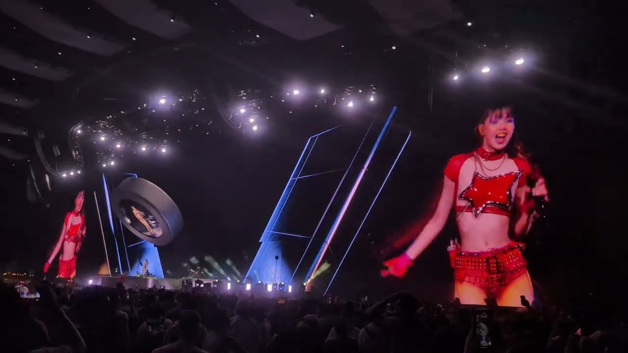 Lisa - Born Again (Coachella 2025 | Weekend 1)