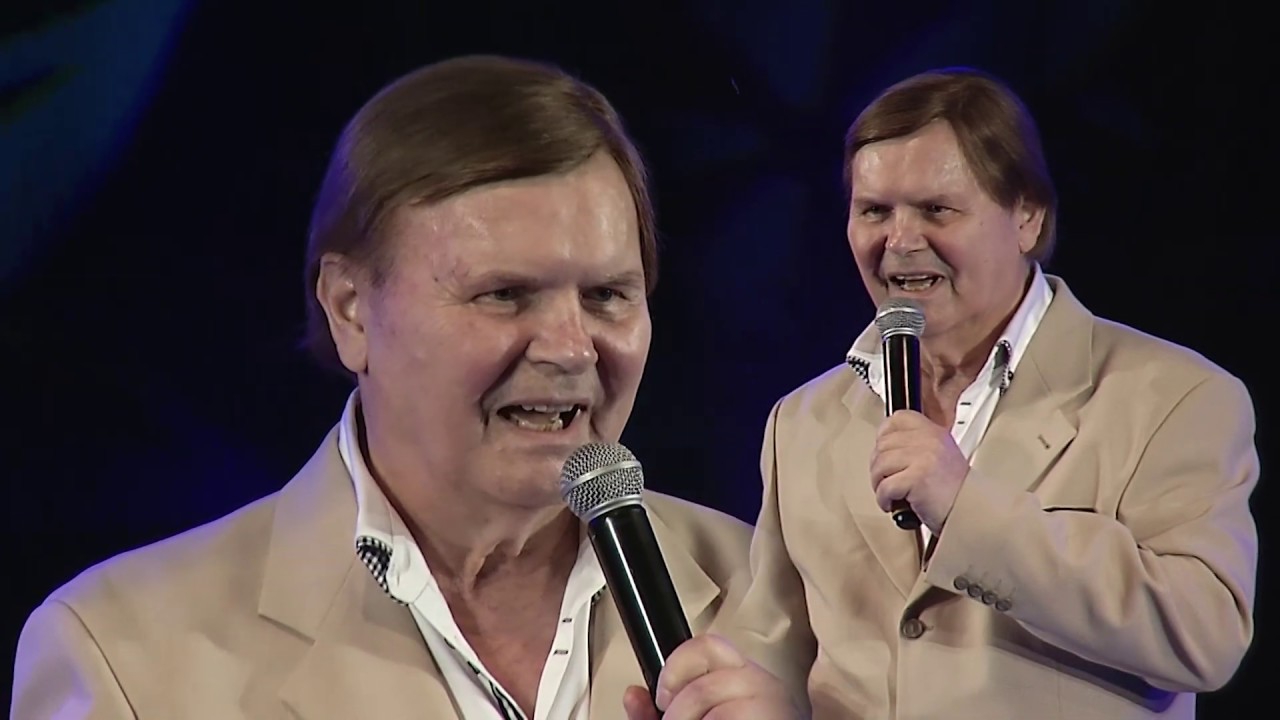 Dušan GRÚŇ -  Úsmevom sa patrí ďakovať