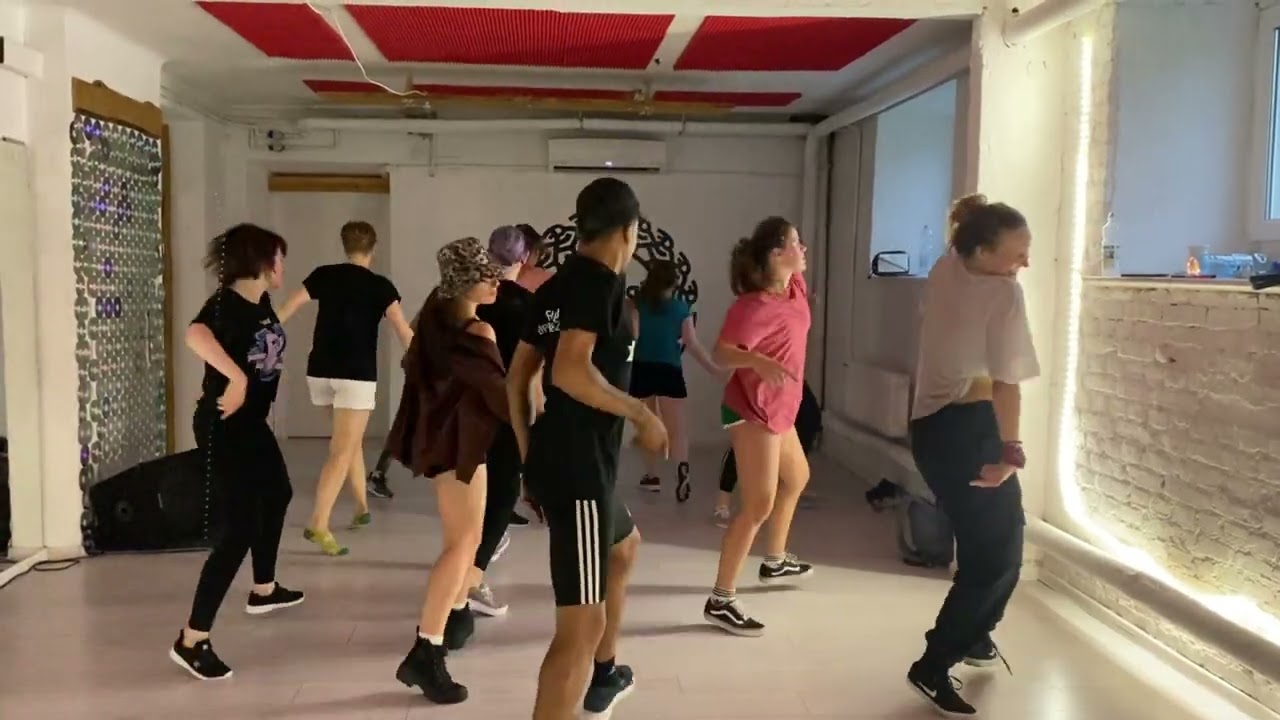 Dancehall w Warszawie - Szkoła Tańców Karaibskich SHO