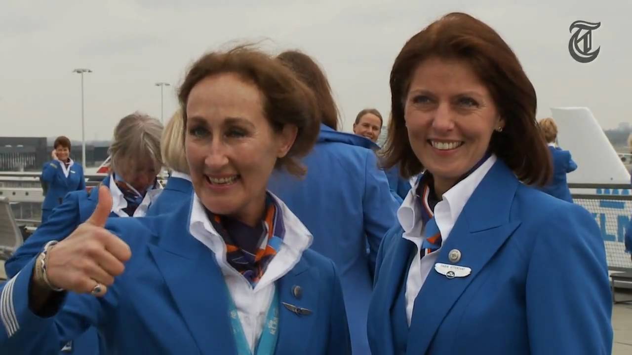 Sexy nieuwe outfit stewardessen?