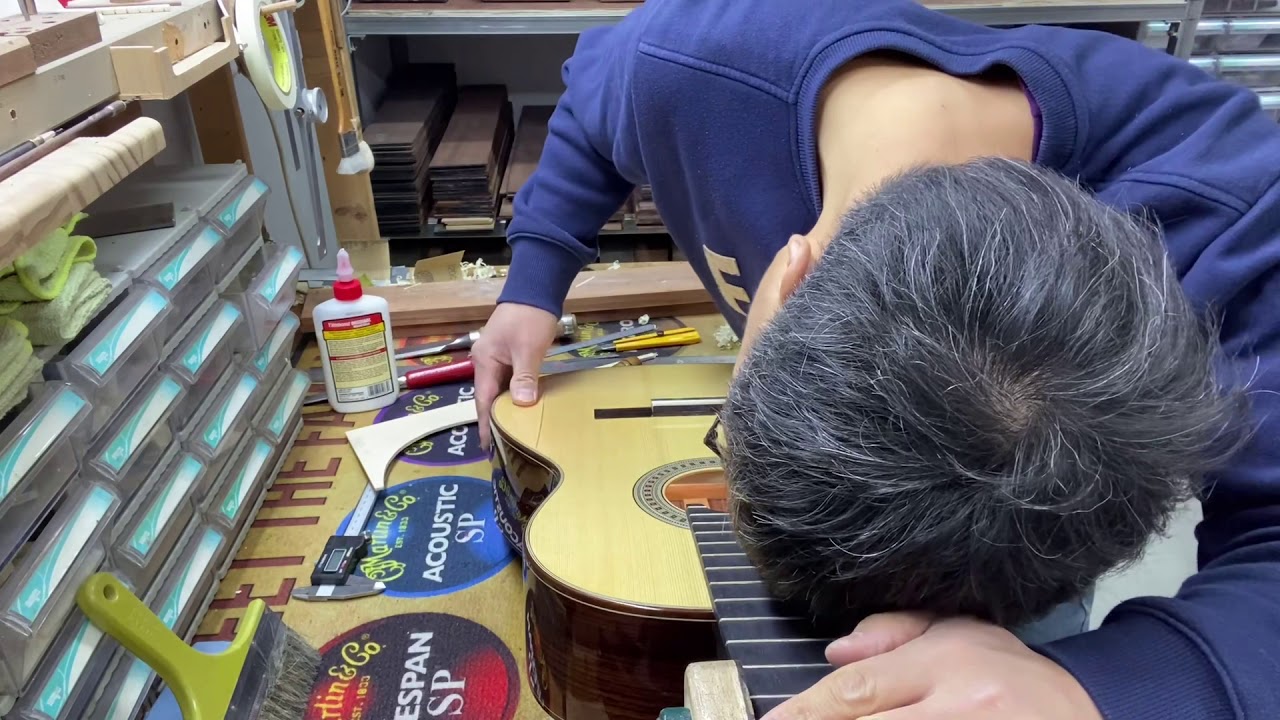 클래식기타 크렉수리, guitar top crack repair