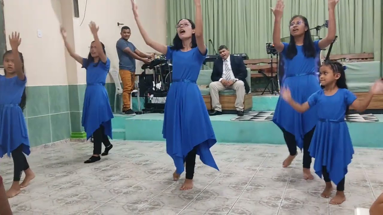 Eu sei que vem Isadora Pompeo coreografia.