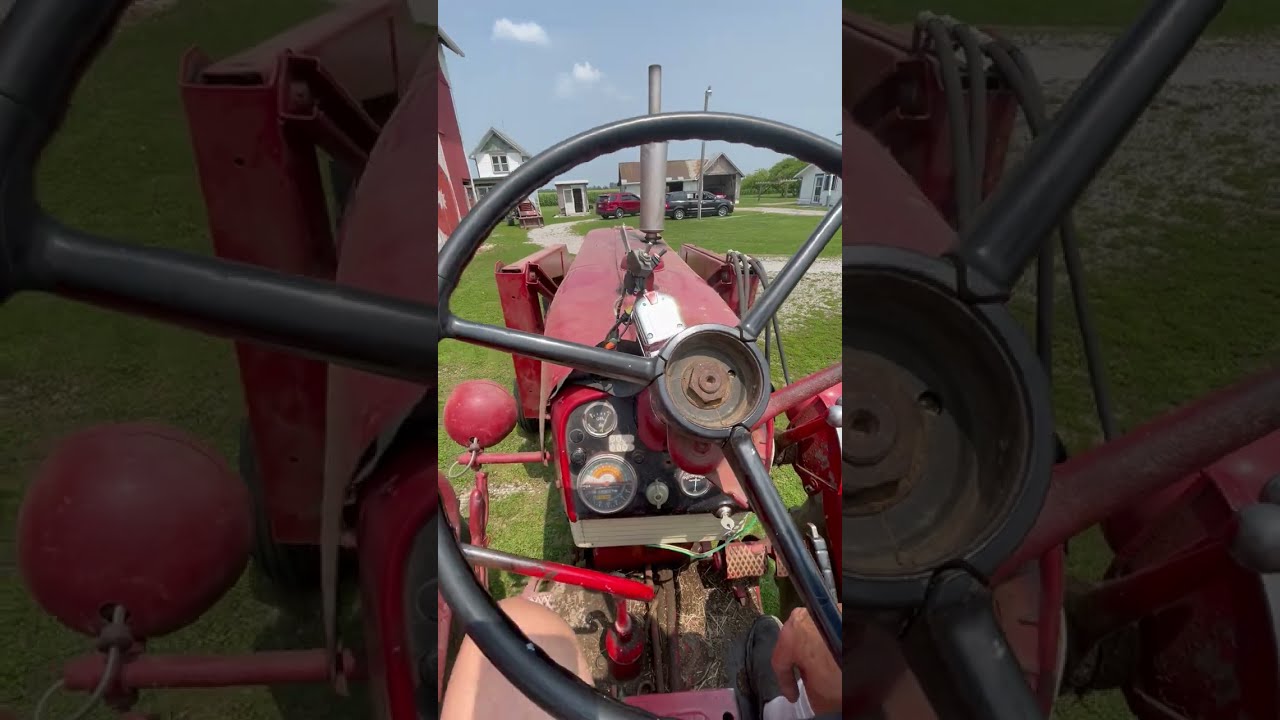 1962 IH McCormick Farmall 560 Loader Tractor