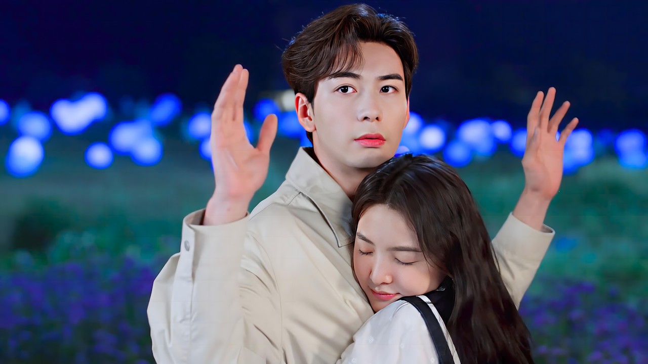 ❤️She Doesn't Know Her Arrogant Handsome Rich Roommate Is Her Boss And Then They..❤️Hindi Mix
