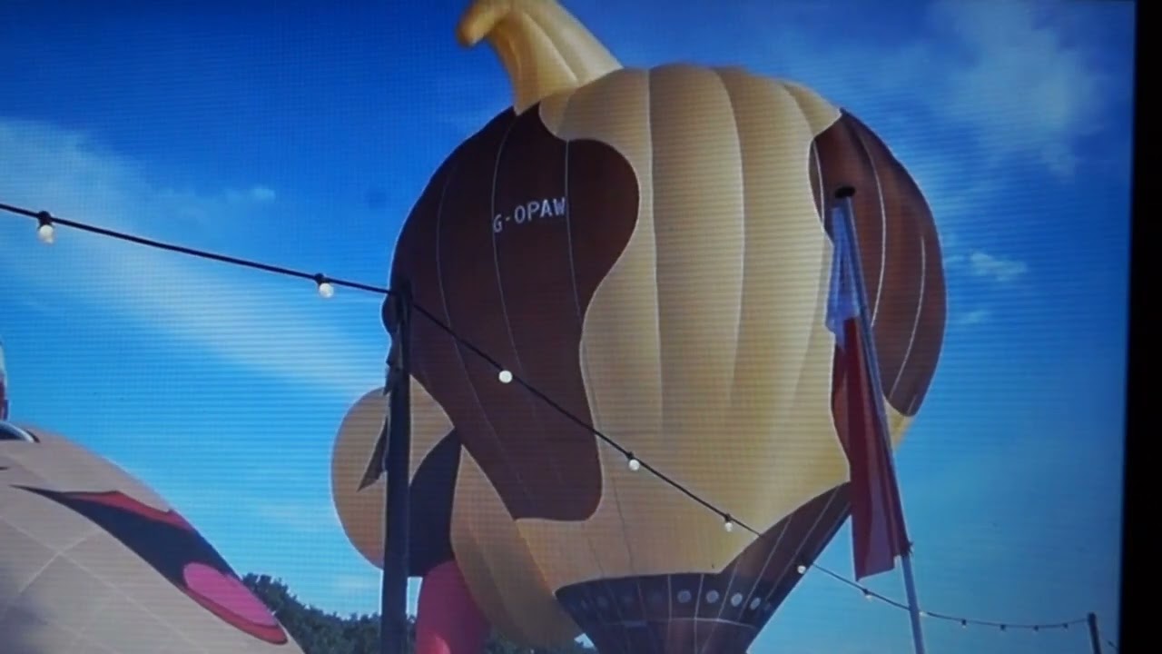 Friese ballonfeesten in Joure op de Nutsbaan