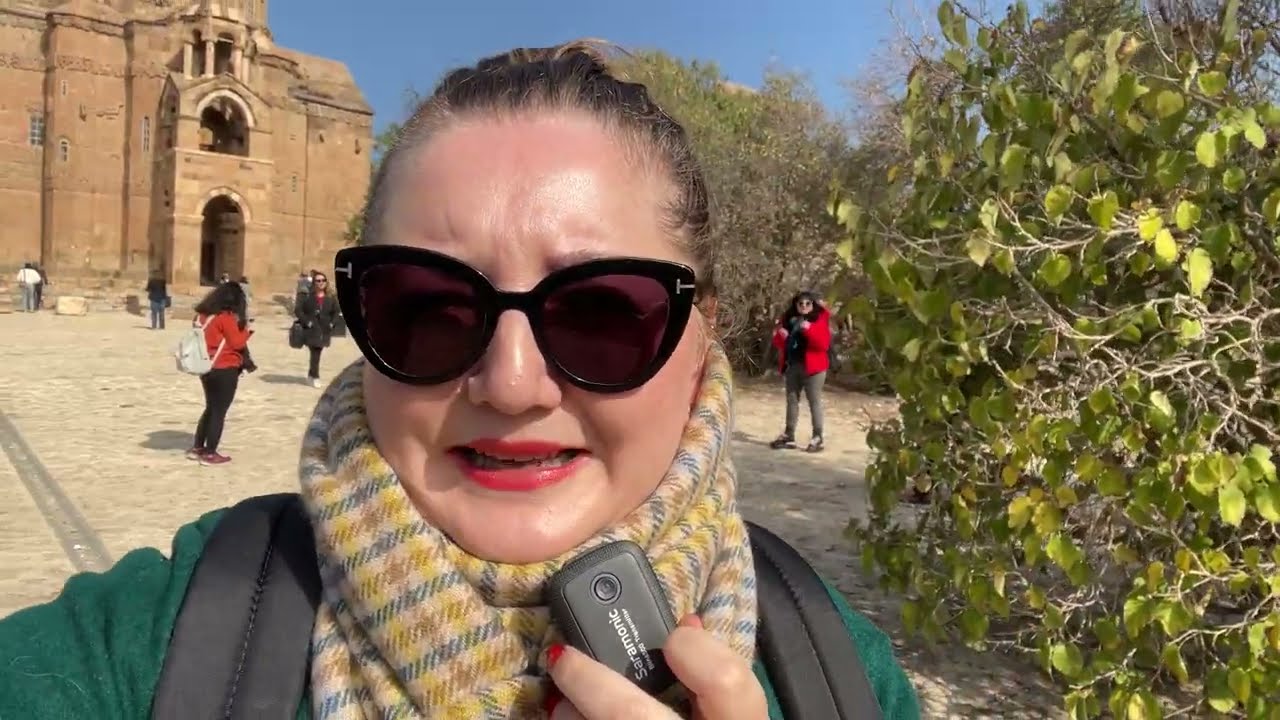 Van Ahtamar Adası ve Surp Ha&ccedil; Ermeni Kilisesi