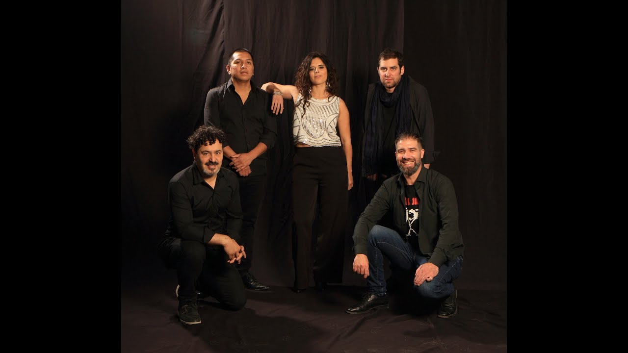 Elefanticomio - M&uacute;sica Activa