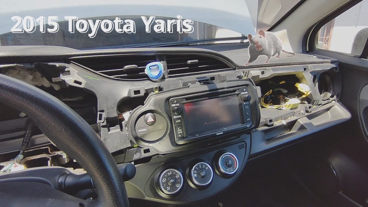 2015 Toyota Yaris ремонт жидкой изолентой