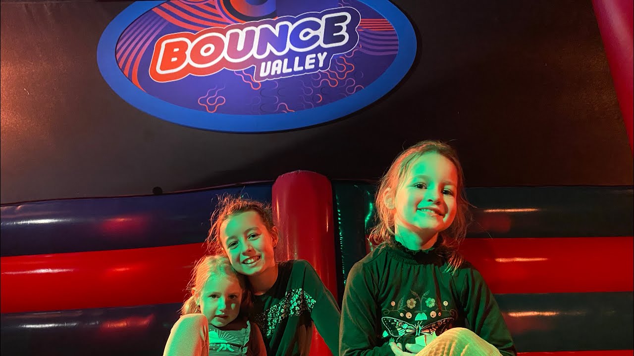 Bouncen bij Bounce Valley Middelburg met de Zeeuwse Zusjes 💕 
