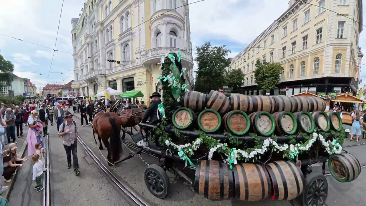 Spaziergang durch Graz beim Aufsteirern 2025 | #Insta360