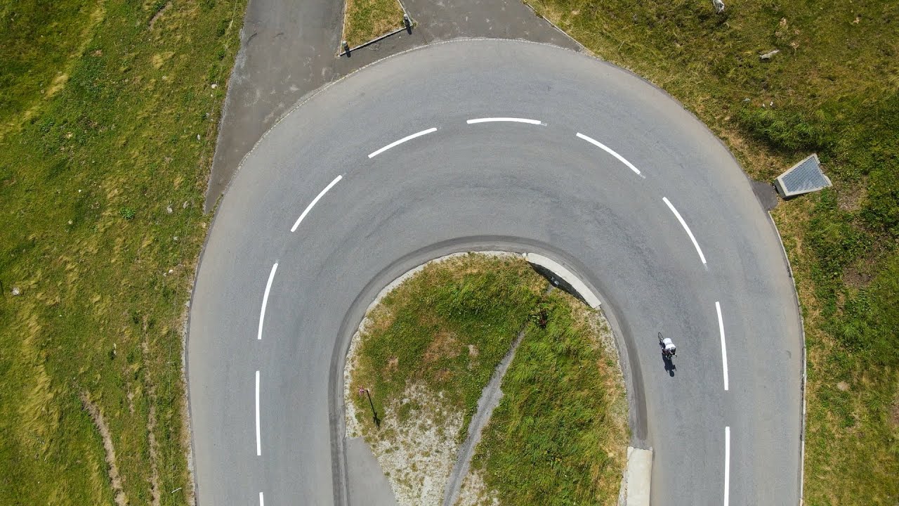 Mit dem Fahrrad am Oberalppass