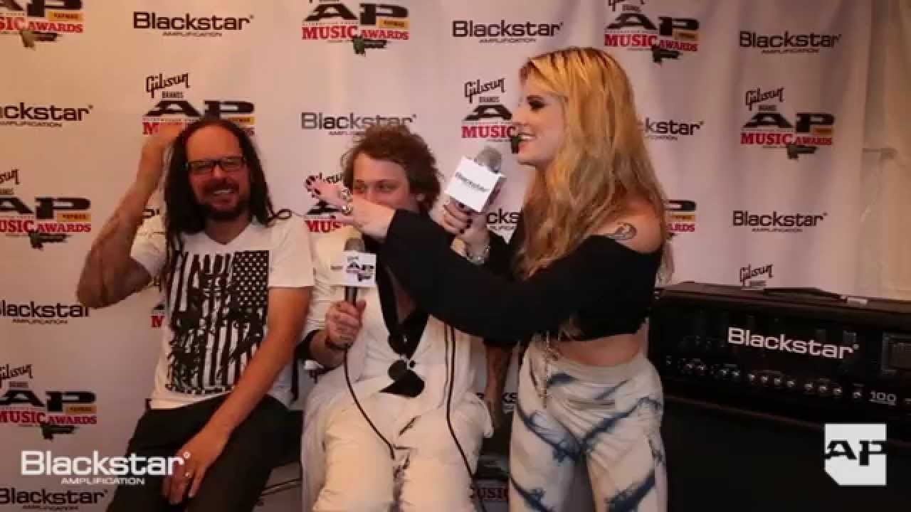 APMAs Blackstar Artist Lounge: Asking Alexandria and Korn interviewed by Juliet Simms
