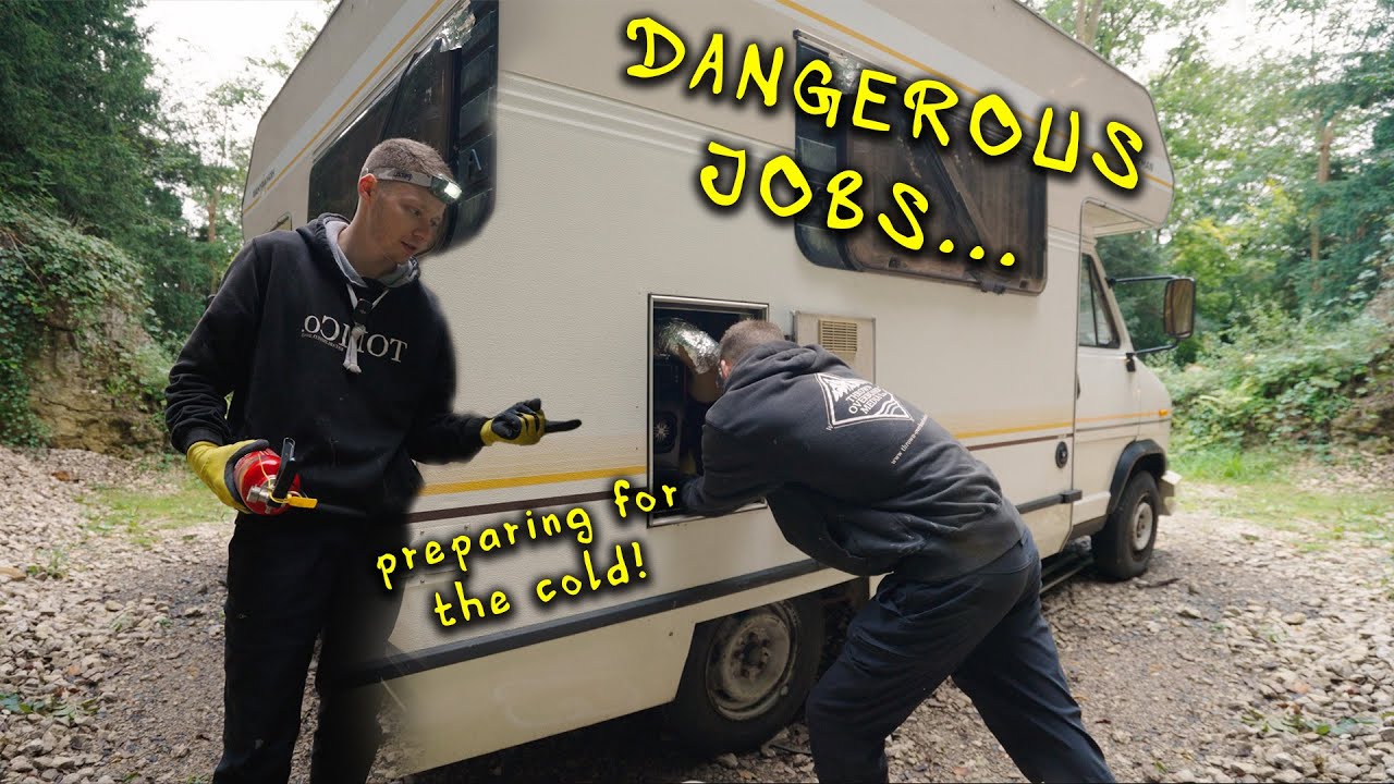 Preparing a 36 year old MOTORHOME for the COLD 🥶