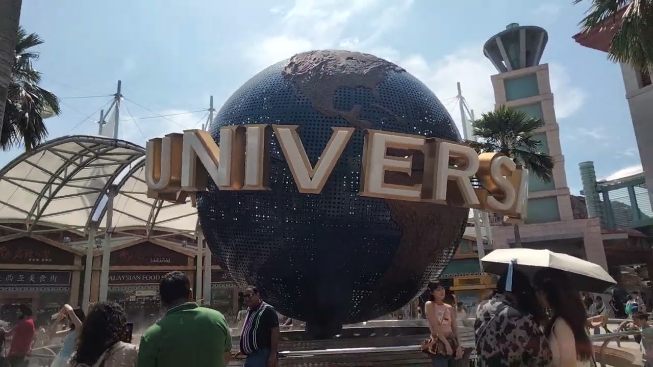 Around the universal studio.  Universal tour. Singapore