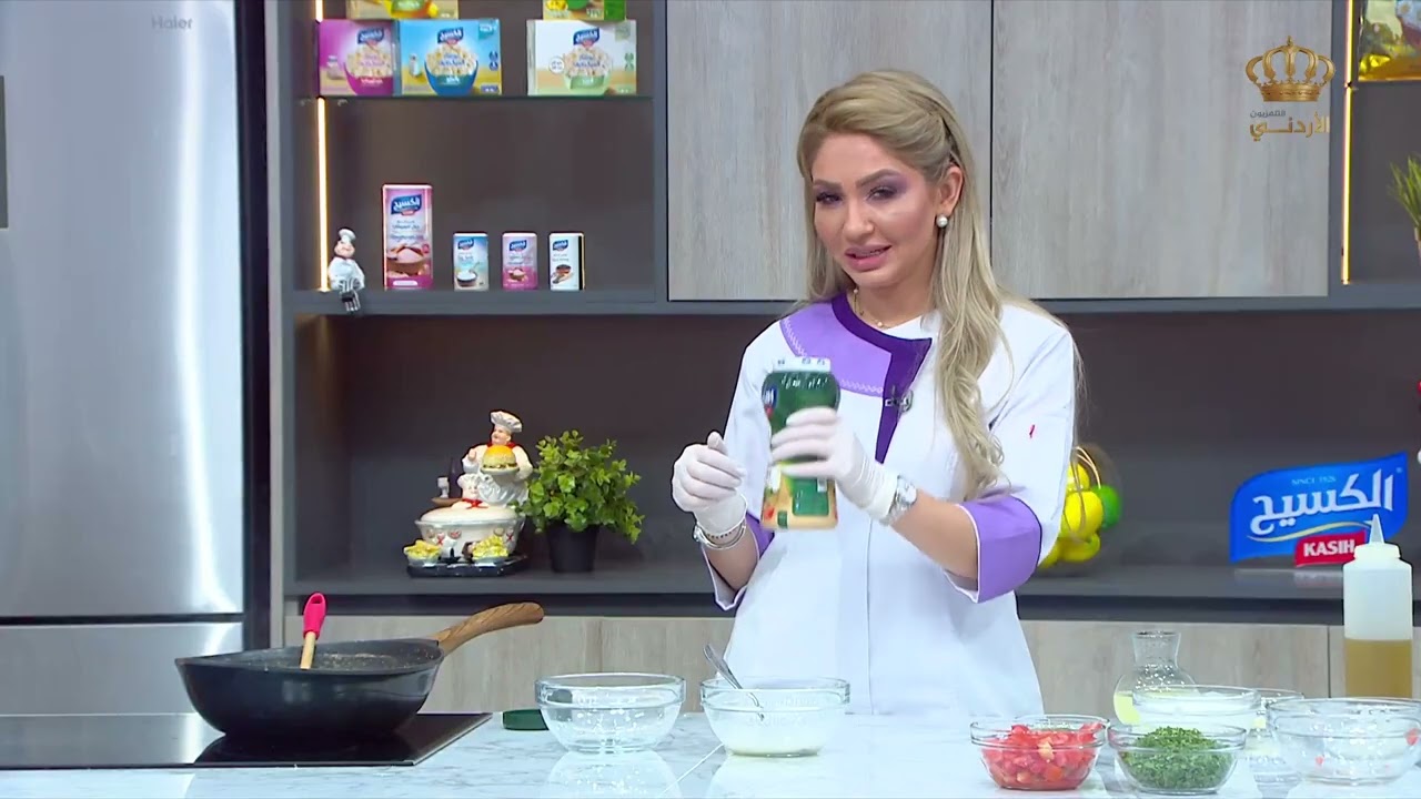 New Day Kitchen: Конские бобы с помидорами и луком