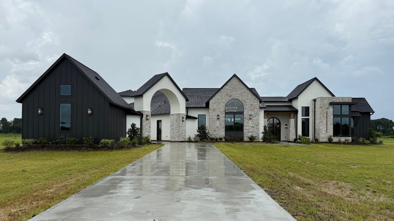 INSIDE A MASSIVE LUXURY HOUSE ON ACREAGE W/ THE BEST OFFICE I'VE EVER SEEN FOR $2.2M