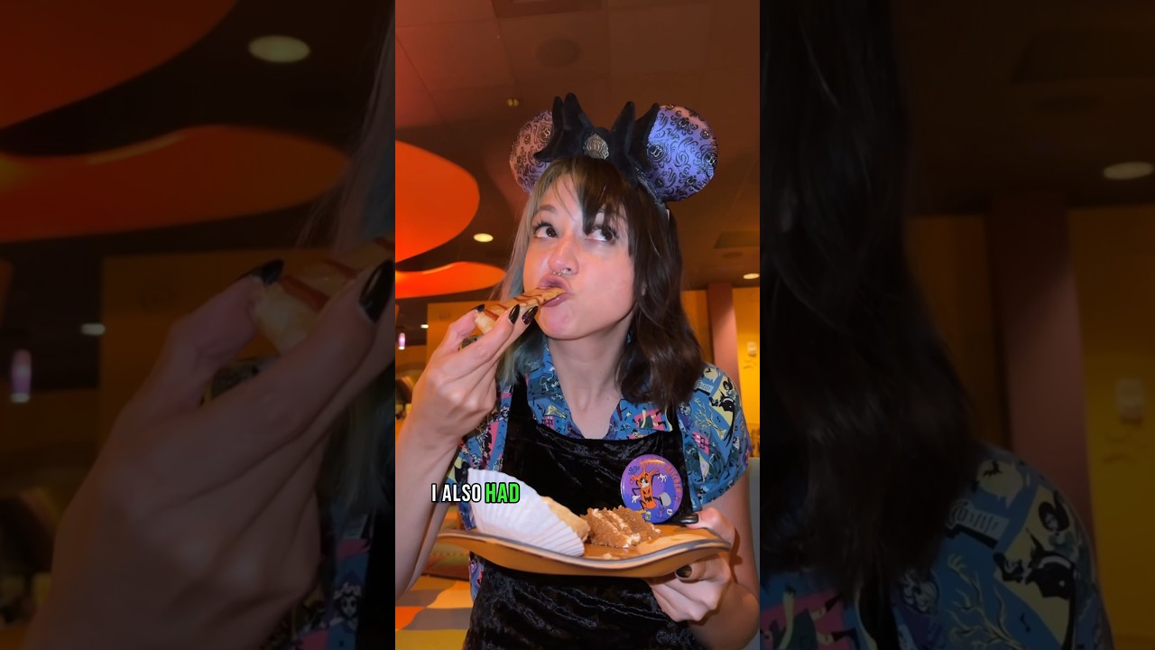 Everything I Ate At Goofy&rsquo;s Halloween Dinner Buffet #halloweenwithshorts #buffet #disney