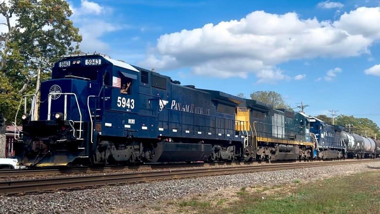Railfanning in Shirley featuring Union Pacific power on the B&E Loaded Grain Train!