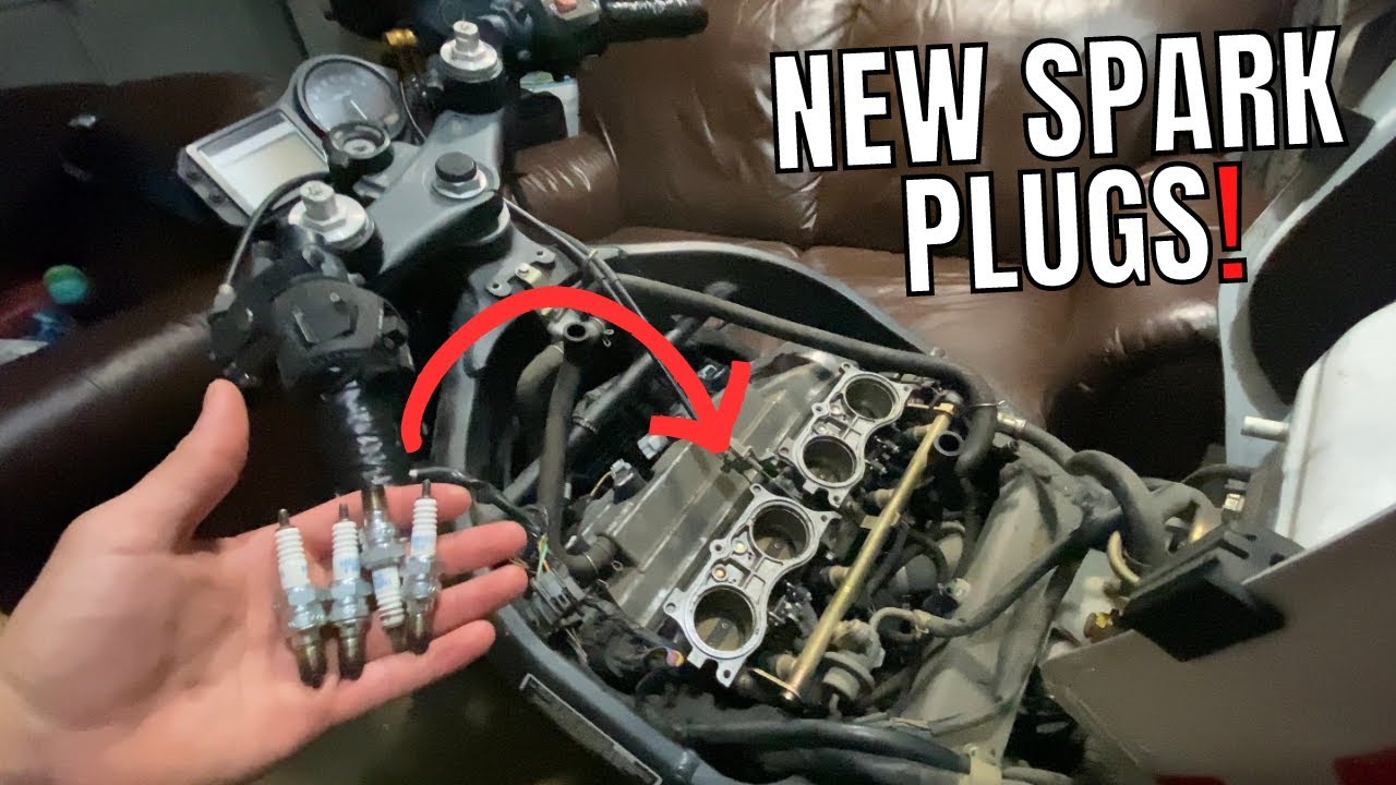 Как заменить свечи зажигания на Honda CBR600 F4i 2001 года | Ремонт CBR600 F4i, часть 4