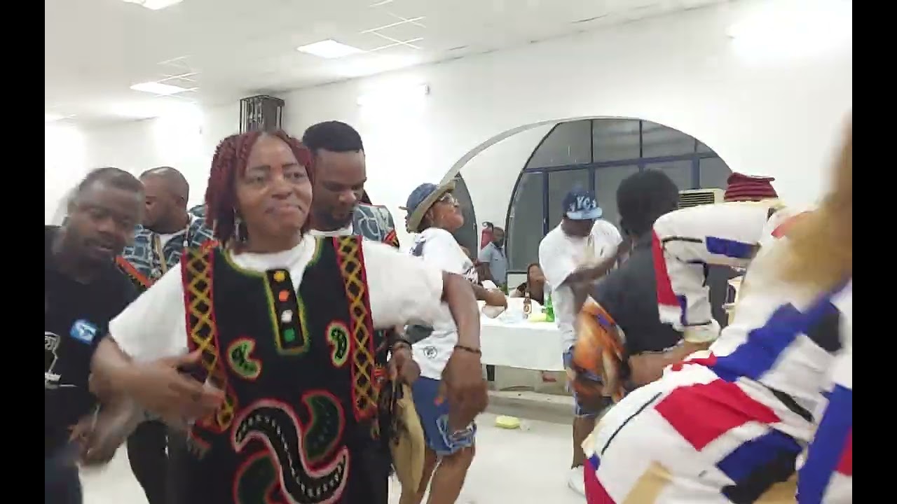 Depipson.  Live bottle dance in Douala  Cameroon. 