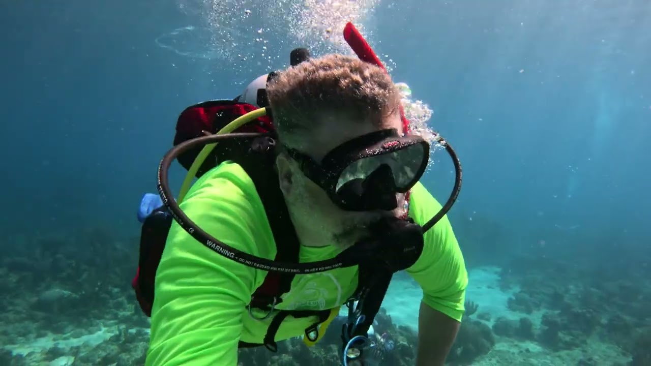 Roatan Mayan divers 2026