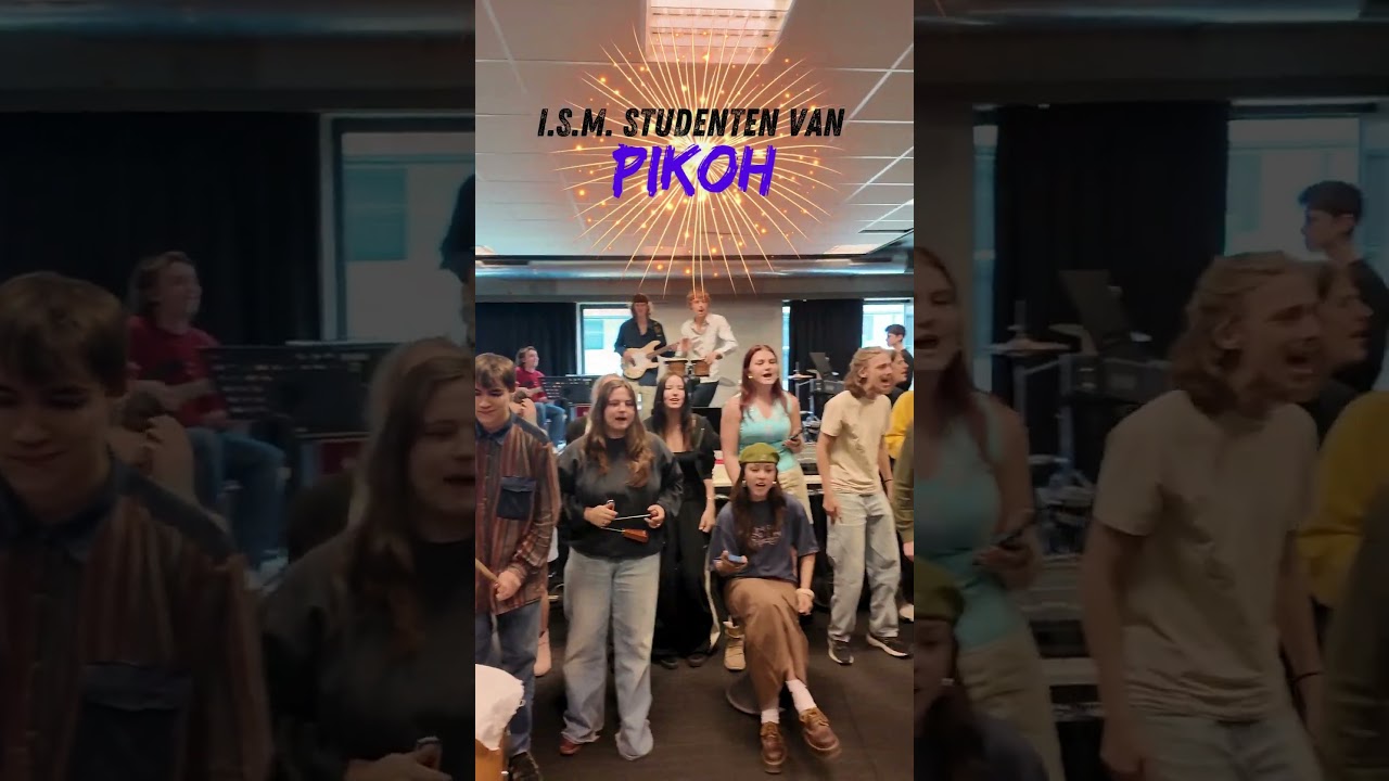 Students singing Spice Up Your Life - Teaser Season Finale GBOC