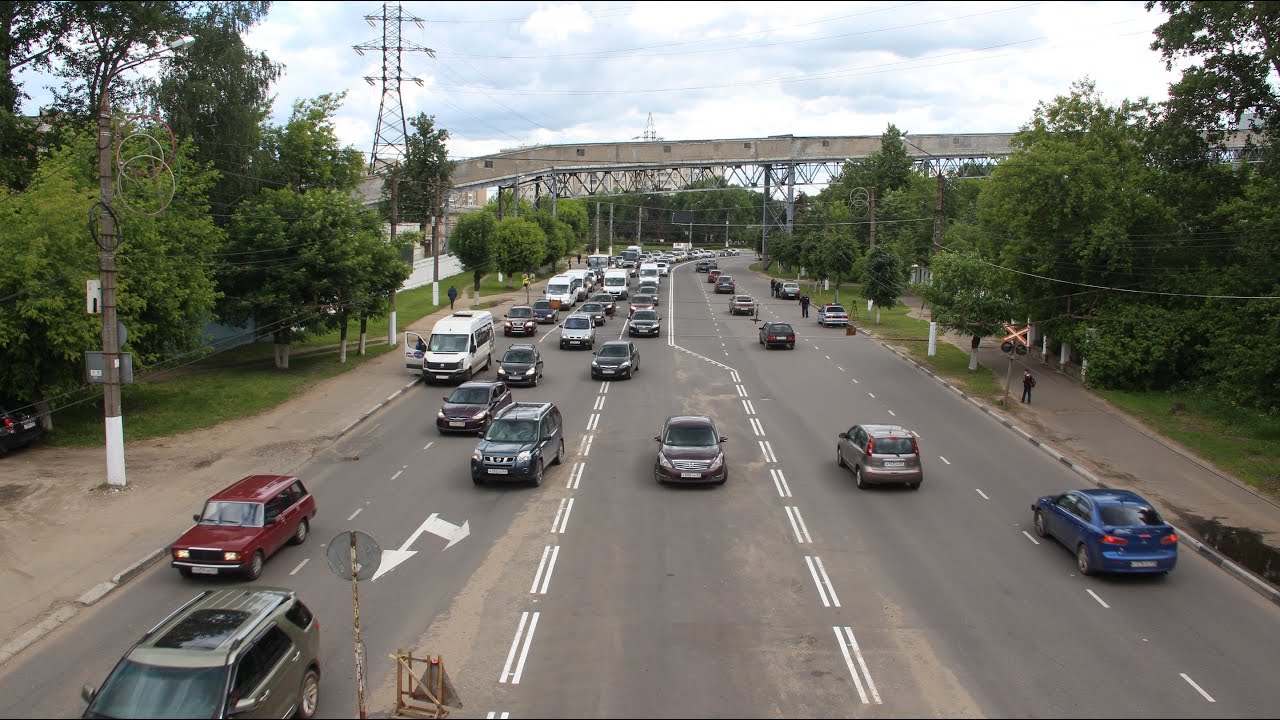 В Твери на Комсомольской площади организовано реверсивное движение