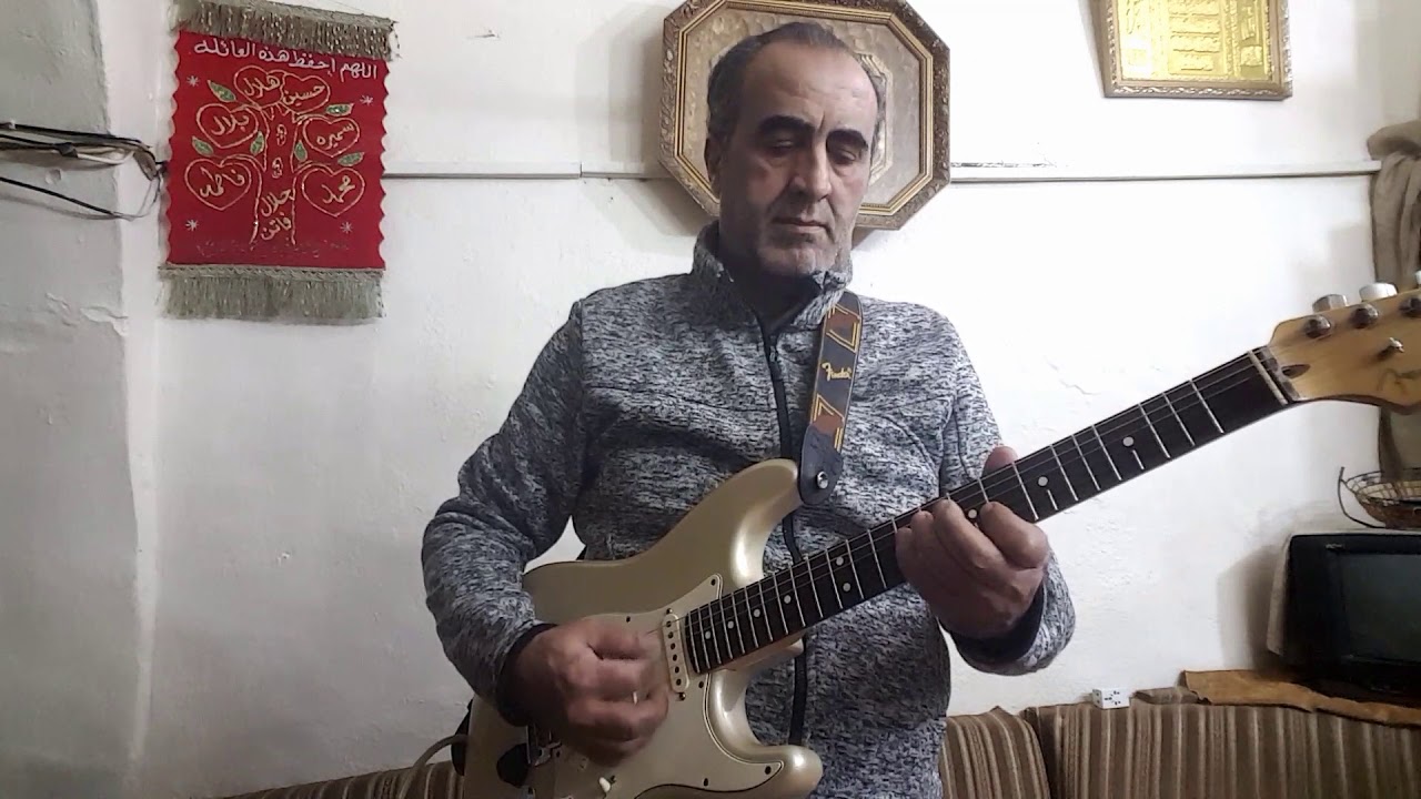 عزف اغنية (طاير يا هوى)