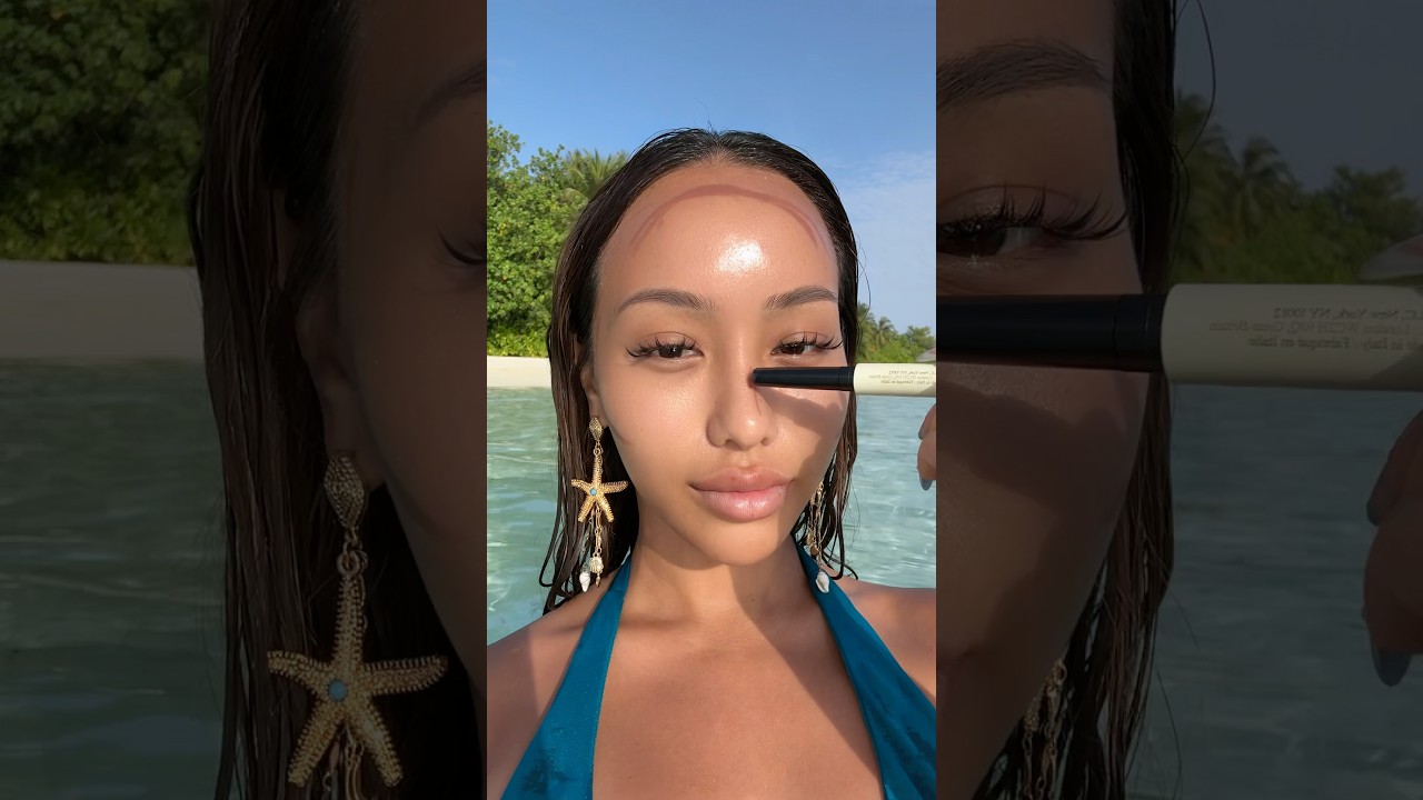Playing mermaid in the ocean 🧜🏼&zwj;♀️🫧 #makeup