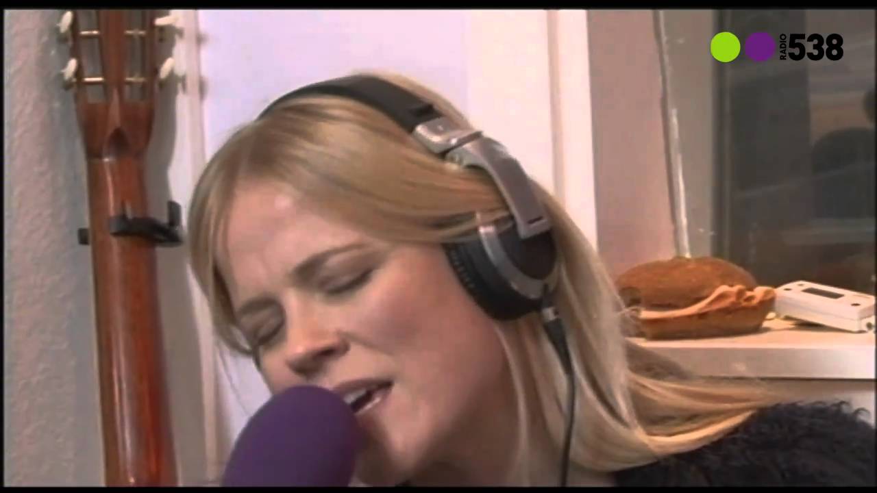 Ilse DeLange live @EversStaatOp538  - Beautiful Distraction