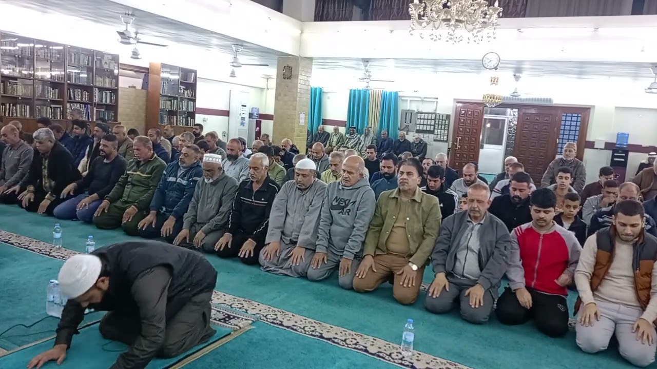 12رقم 9#3#2026 صلاه تراويح في شهر رمضان يوم 20جامع عرفات كان أمام الصلاةدكتور حيدر هادي العودة رفاعي