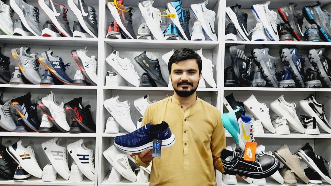 Branded shoes Rawalpindi Branded shoes shop Malkabad shopping mall near Rabi center muree Road