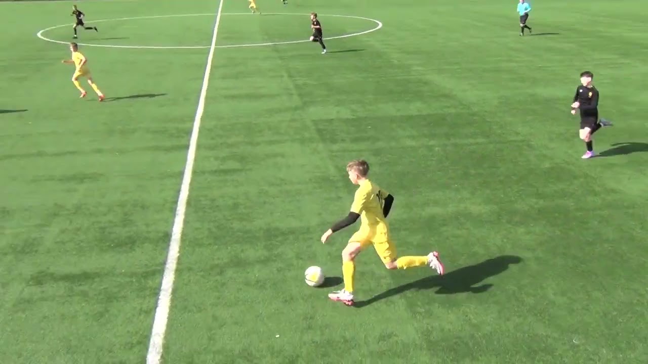 Кз ДЮСШ Рух чорні - Кз ДЮСШ Рух жовті ДЮФЛ 2012 р  (3:0)