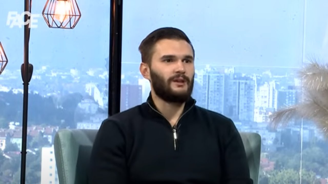Mustafa Mekanić spojio pravo i muziku: “Ja sam od ponedjeljka do petka pravnik, a od petka muzičar”