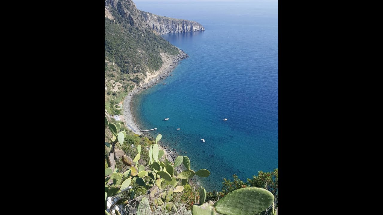 Un paradiso nascosto ad Ischia: Baia della Scarrupata