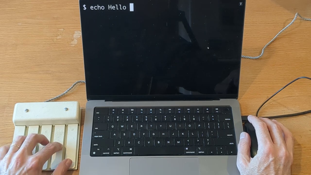 Using a vintage Engelbart keyset with my Mac