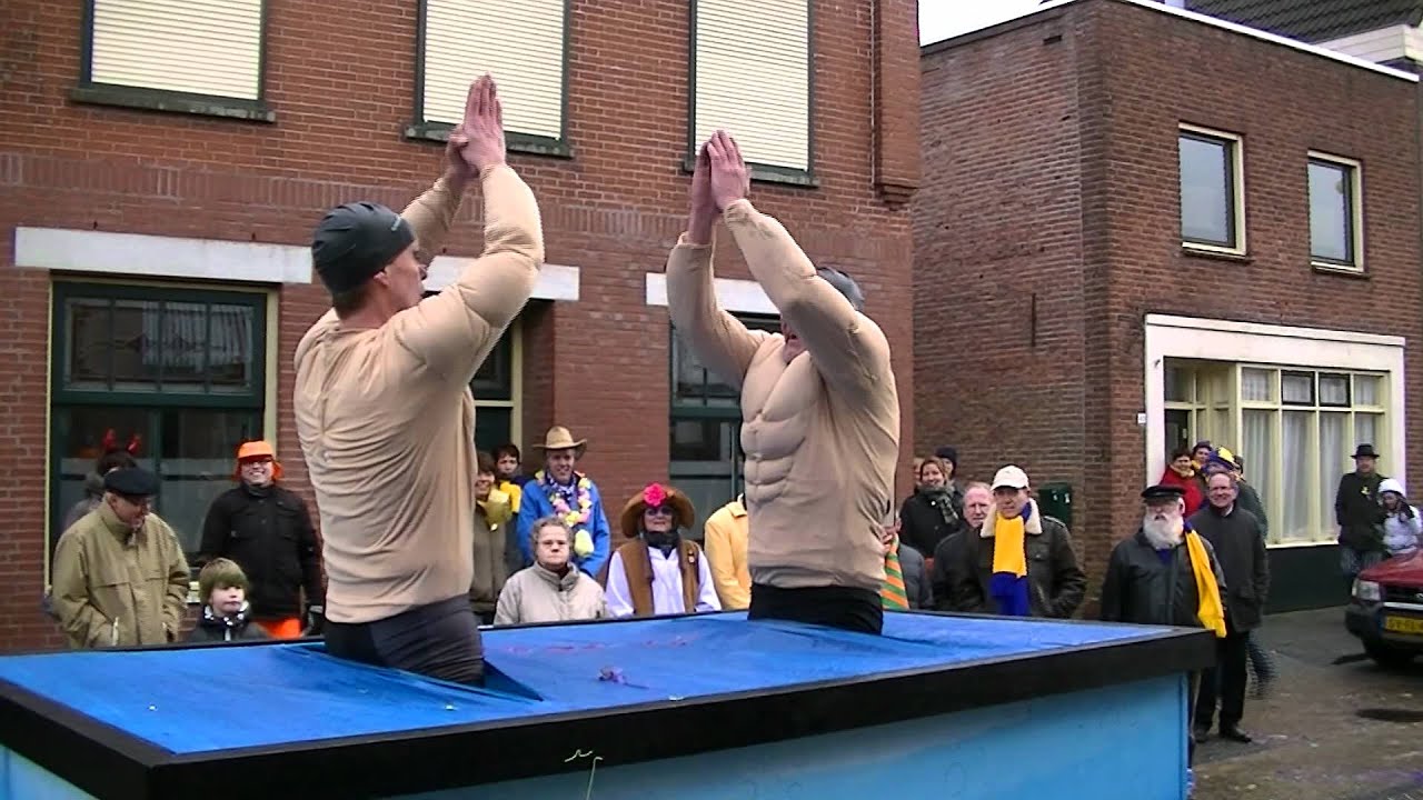 optocht gilze deel 3  (wagens 27 tm 38)