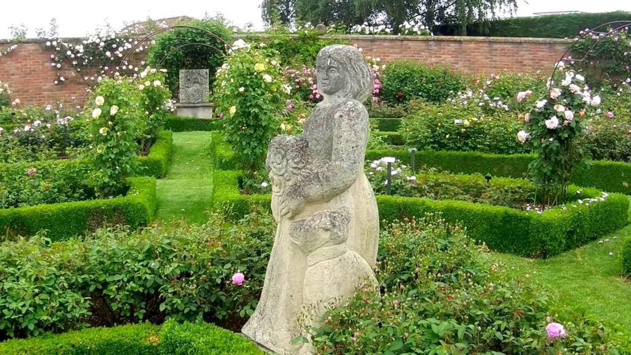 Victorian Garden at David Austin Roses June 2016