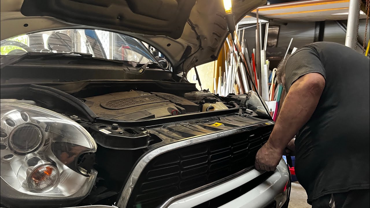 Mini Countryman SD All4 bonnet release how to fix issue