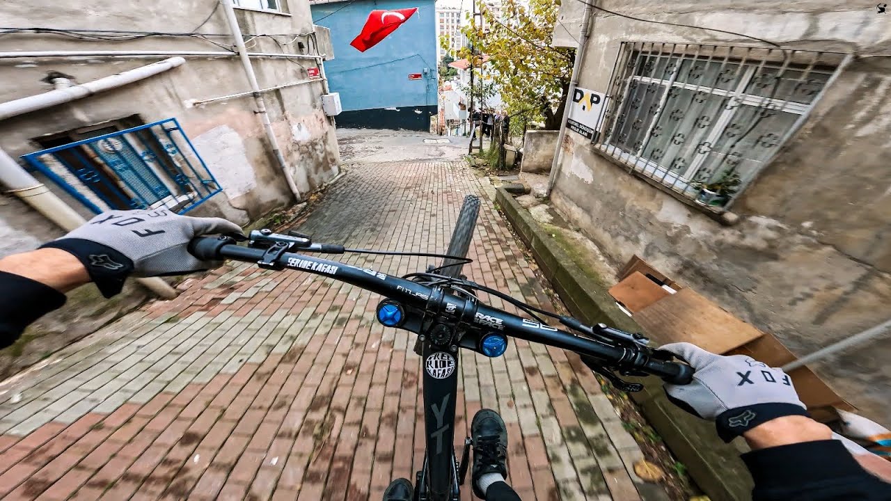 Yt ile Urban Downhill Day Istanbul