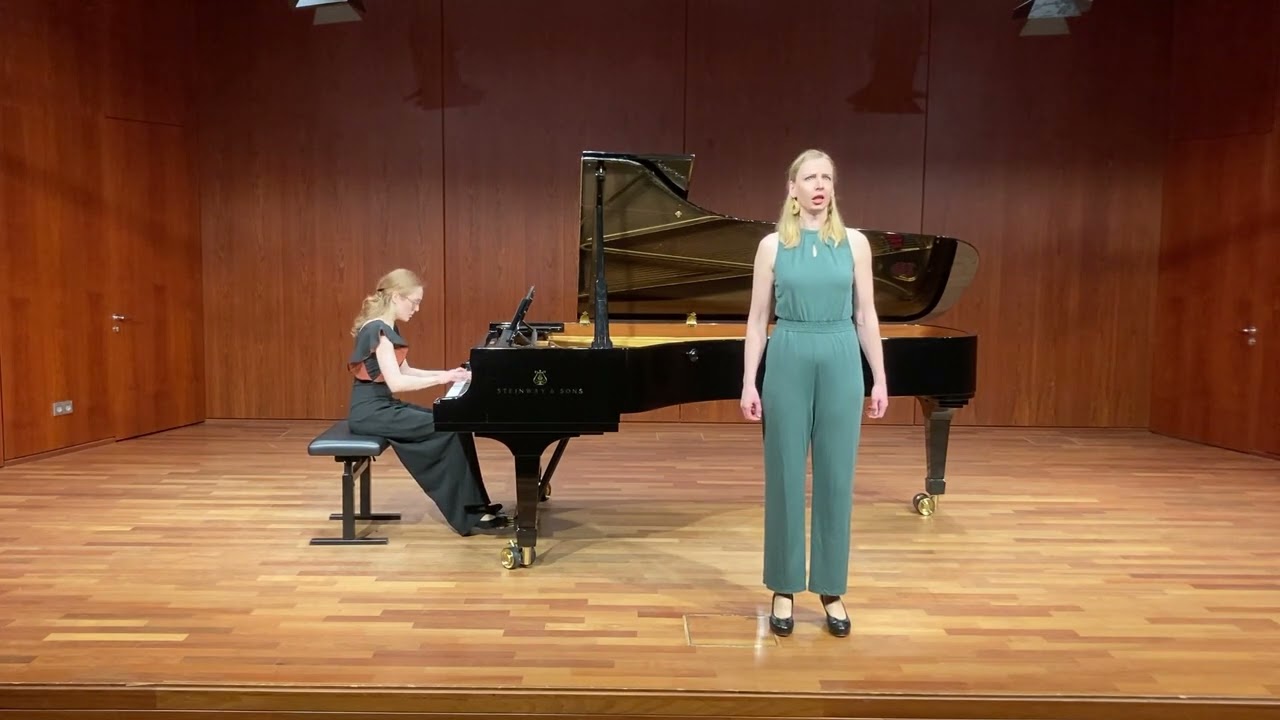 Franziska Bobe (Sopran) & Julia Anna Koch (Klavier) - Der Soldat von Robert Schumann,  Op. 40 Nr. 3