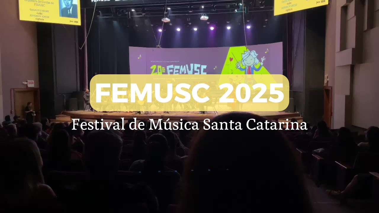 Tocando en el FEMUSC 2025 💛