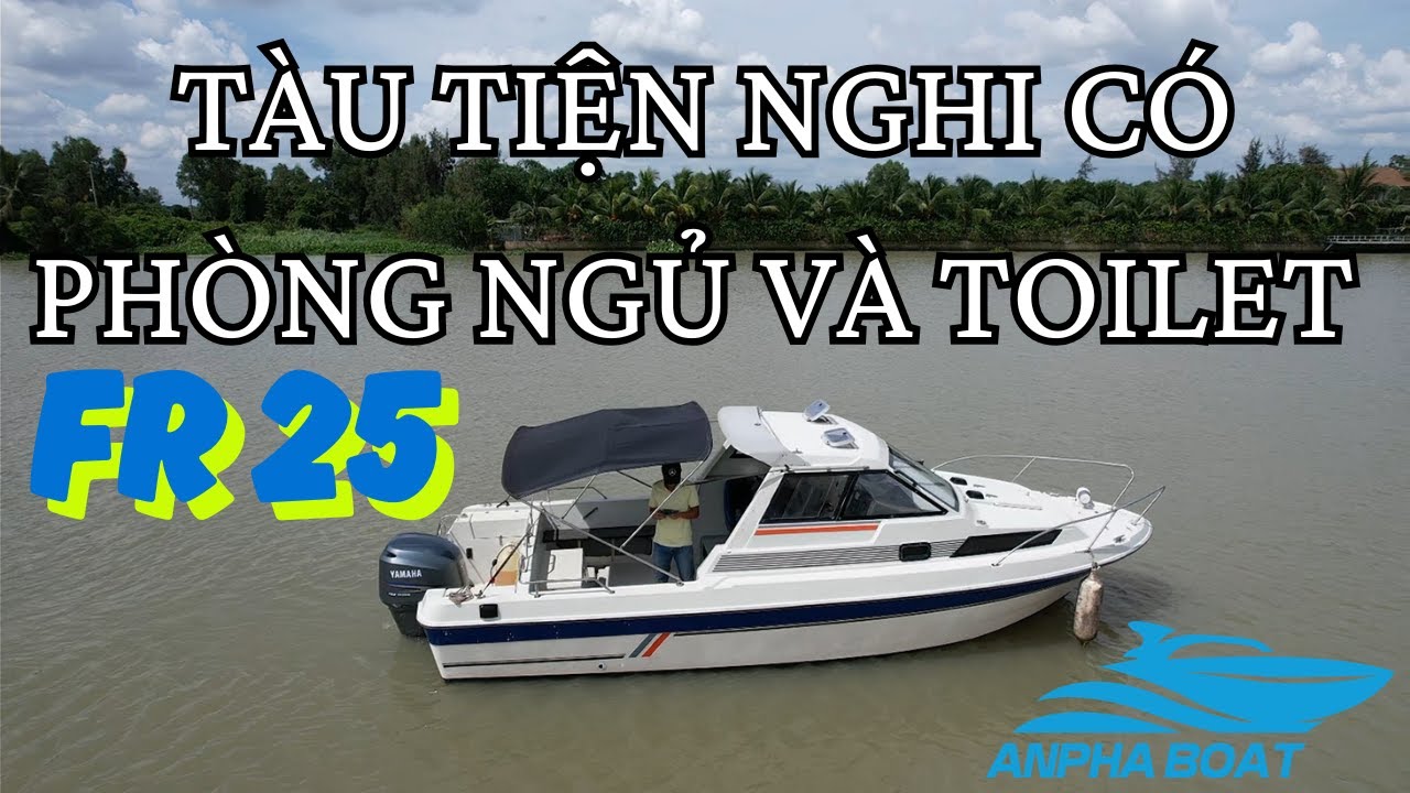 Tàu gia đình Yamaha FR25 có phòng ngủ toilet.