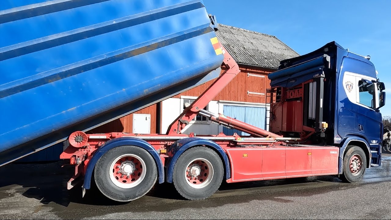 Testar lyftkrok till Container, och provar ny tystgående kompressor