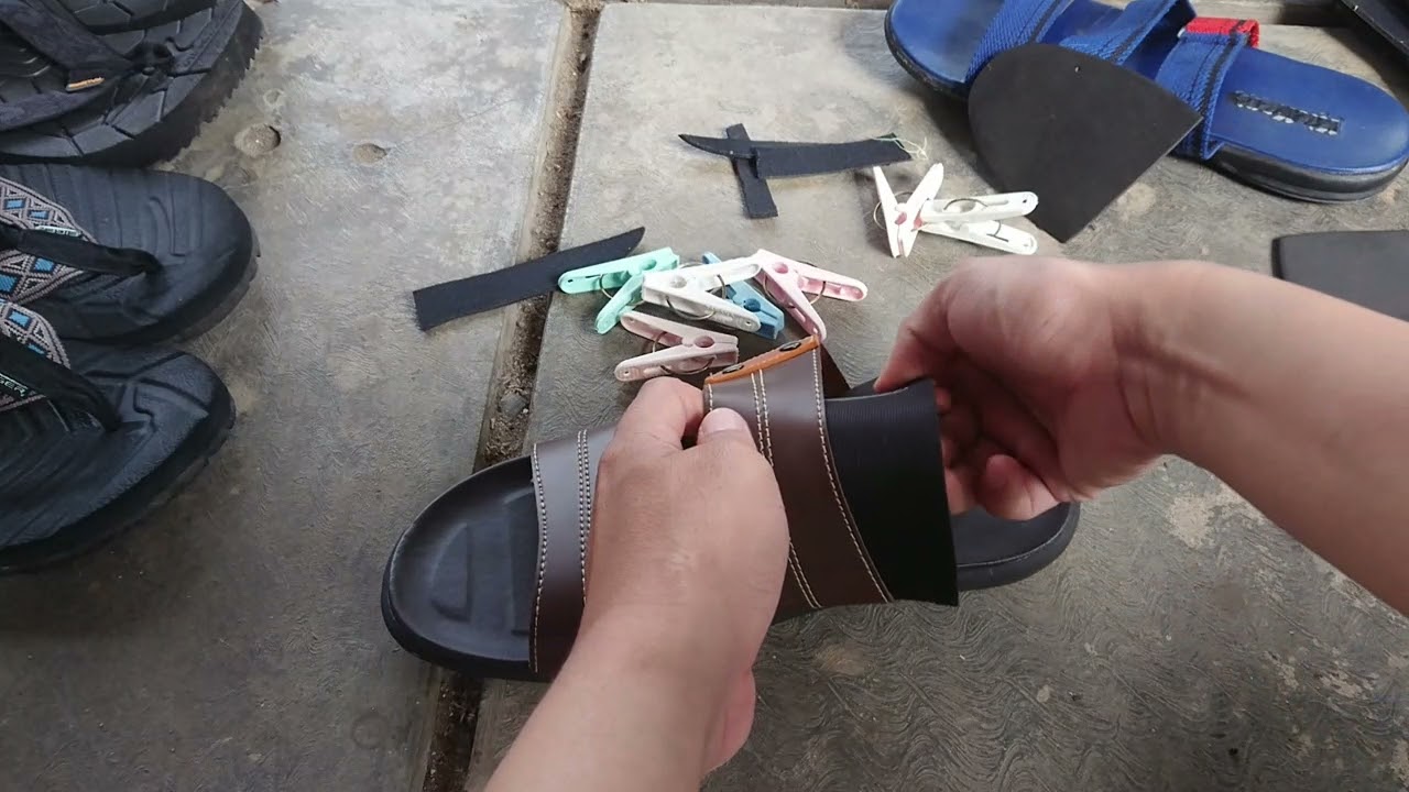 cara mengecilkan sandal yang kebesaran