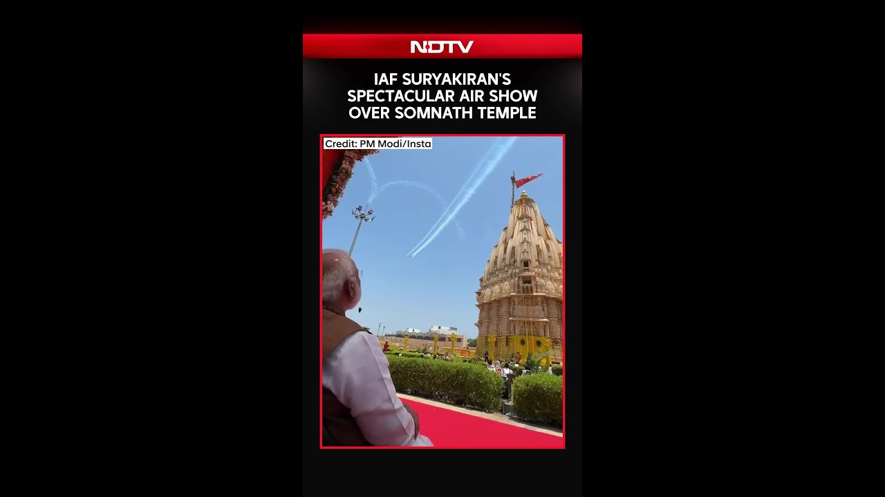 IAF Suryakiran's Spectacular Air Show Marks Somnath Amrut Mahotsav