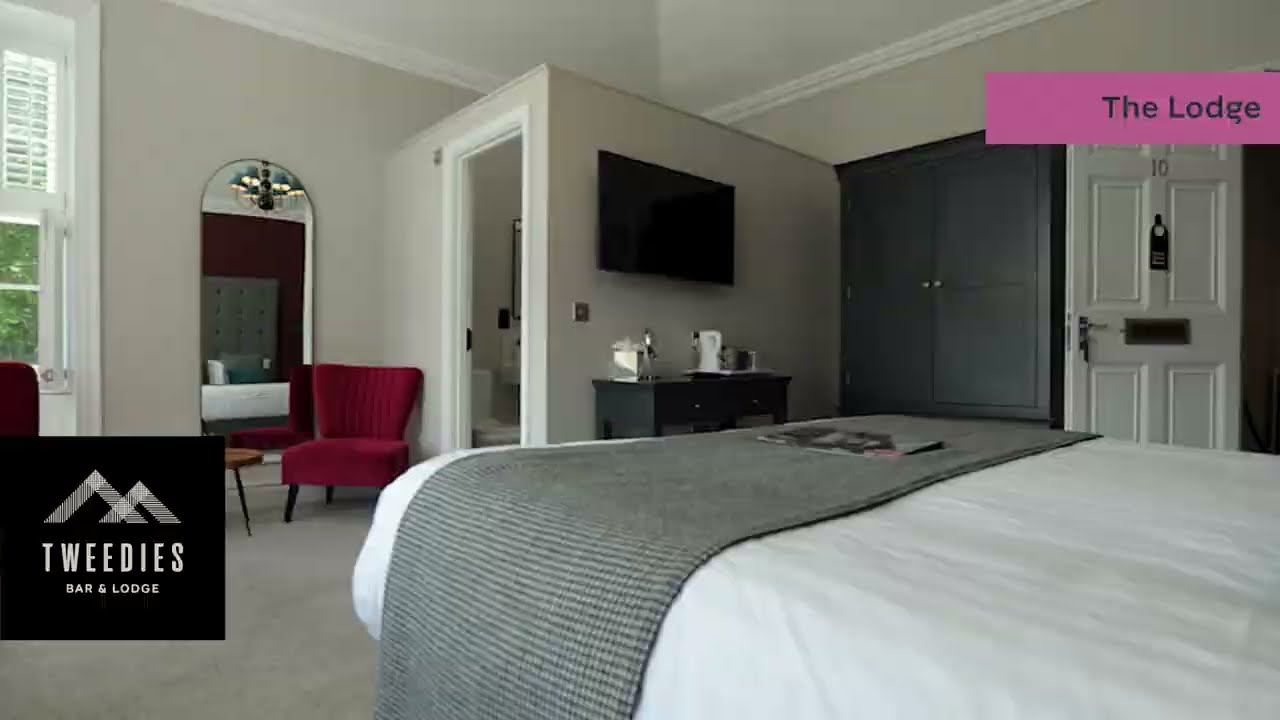 Tweedies  - The Lodge Rooms