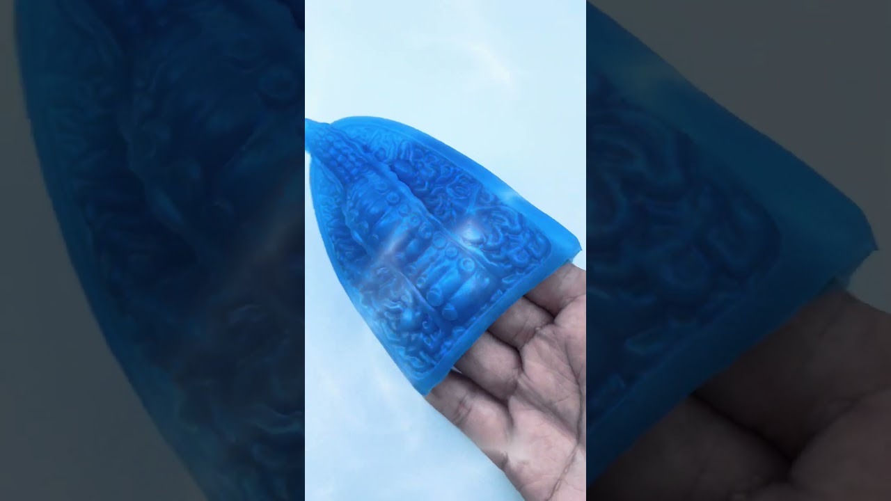 Uncover Creations The Handheld Tentacle Grinder II Silicone Grinding Toy | SheVibe