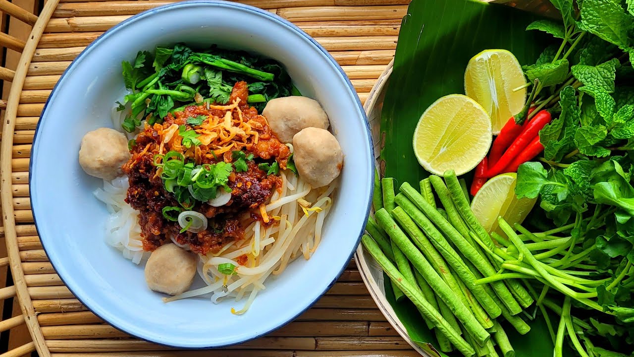 Khao Soi Haeng | Lao Khao Soi Bowl