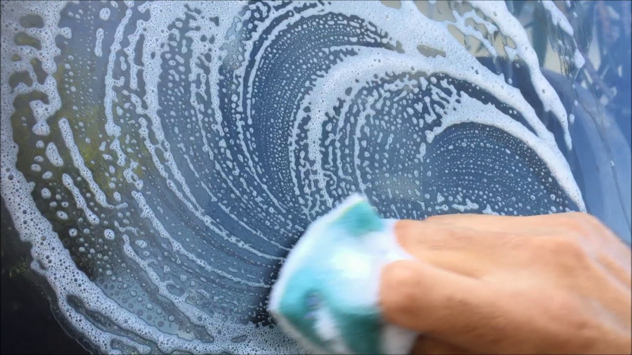 Rimozione del calcare e dell'ossido dal vetro con il Rub Out